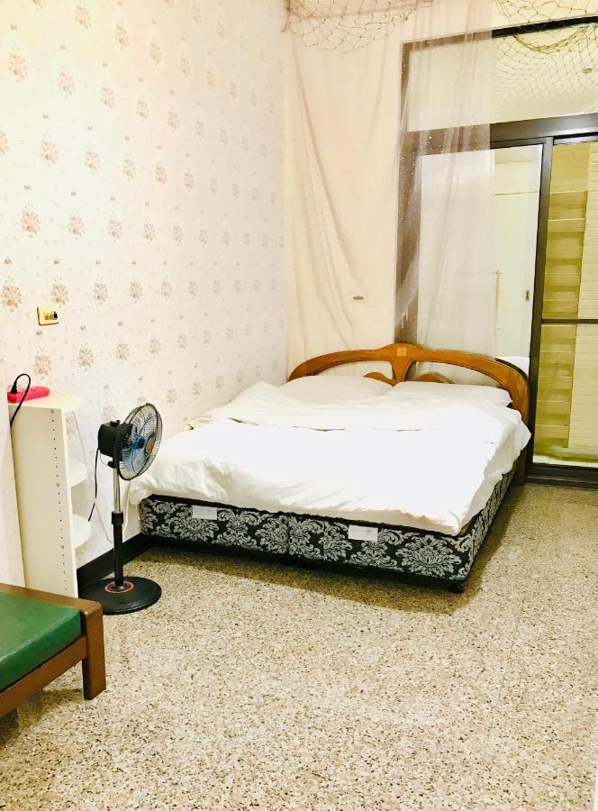 花園夜市易民宿 Ταϊνάν Εξωτερικό φωτογραφία